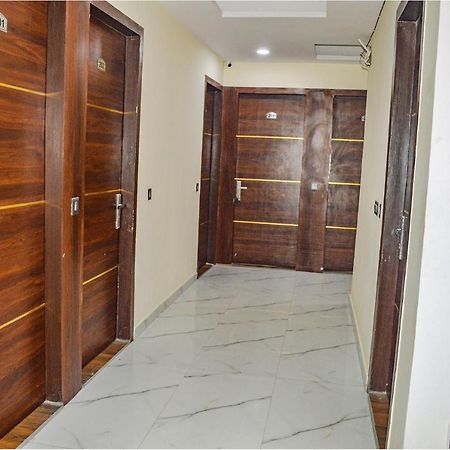 Fabhotel The Golf Inn Noida Exterior foto
